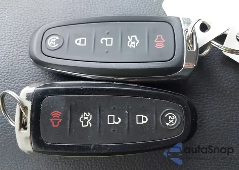 2019 Ford Escape Se from USA, damaged, VIN 1FMCU9GD1KUC17837